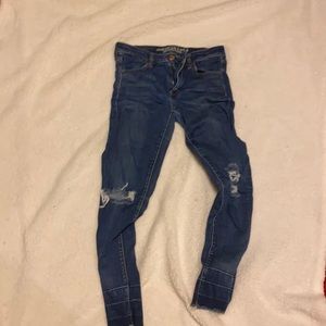 American eagle ripped jeans